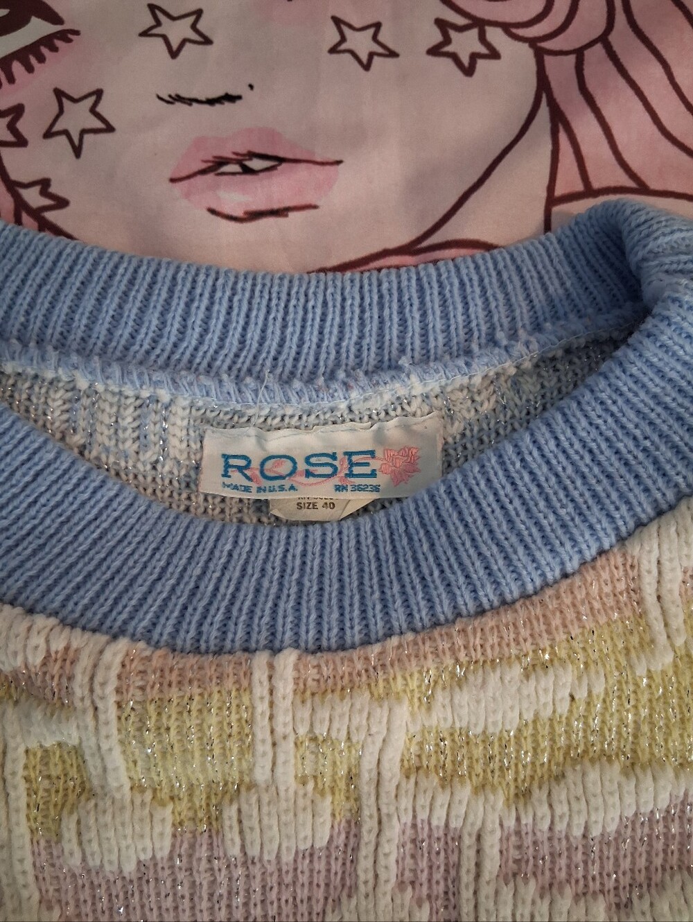 Retro ROSE Sweater - Picture 4 of 10